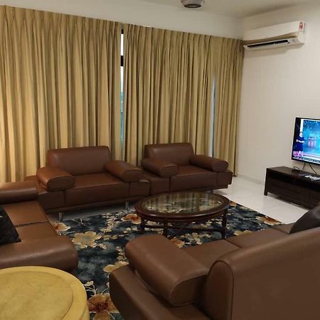 Skyloft Muslim Suite Джохор-Бару Экстерьер фото