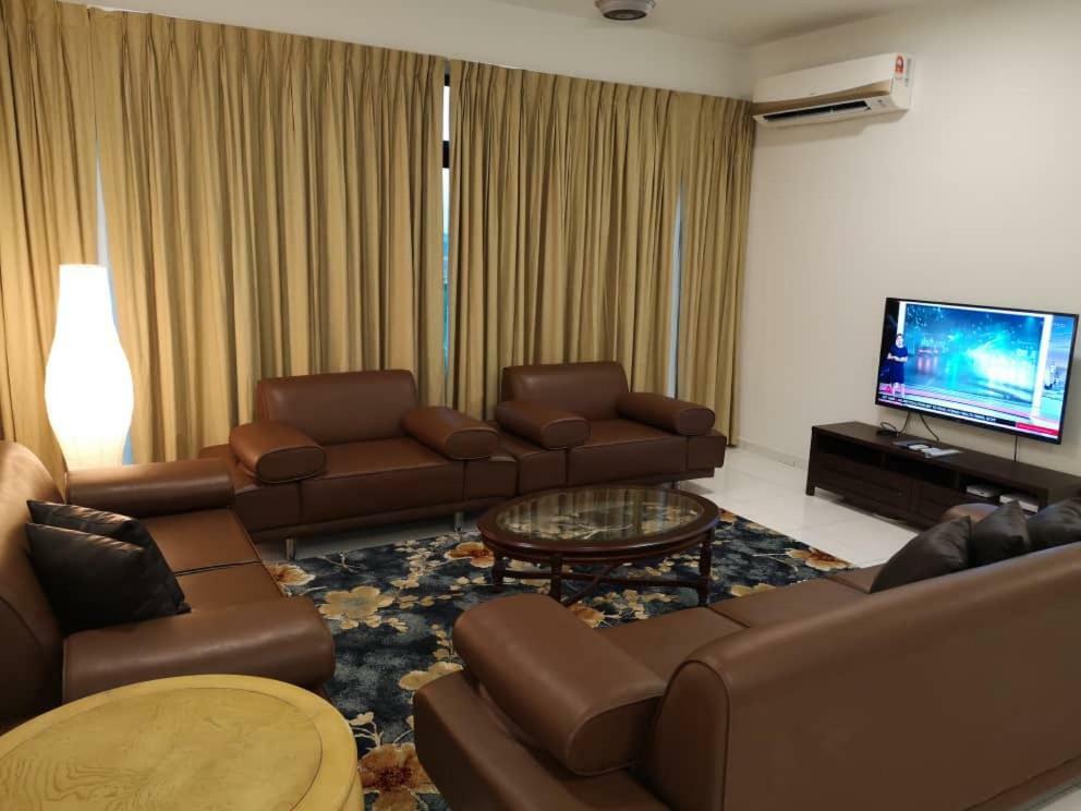 Skyloft Muslim Suite Джохор-Бару Экстерьер фото
