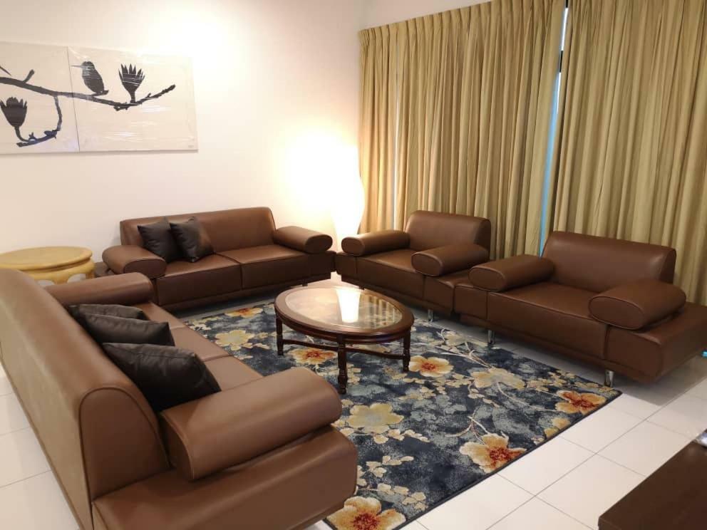 Skyloft Muslim Suite Джохор-Бару Экстерьер фото